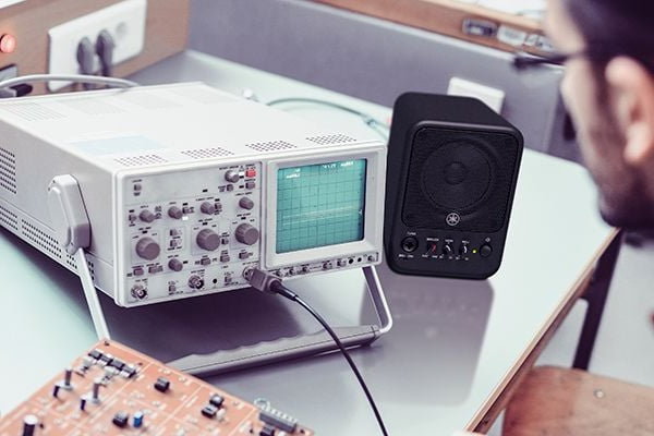 MS101-4有源监听音箱登场，以简单的方式实现紧凑型监听